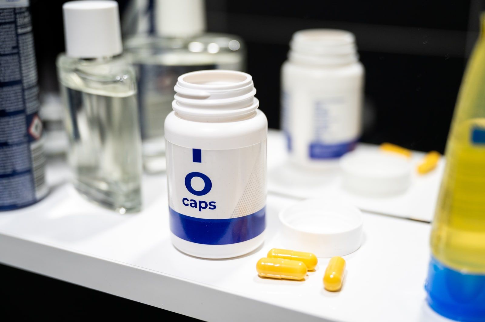 O Caps, fotografija 4 od 19